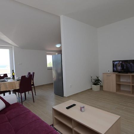 Apartments Sucic Iva I Tea Soline  Luaran gambar