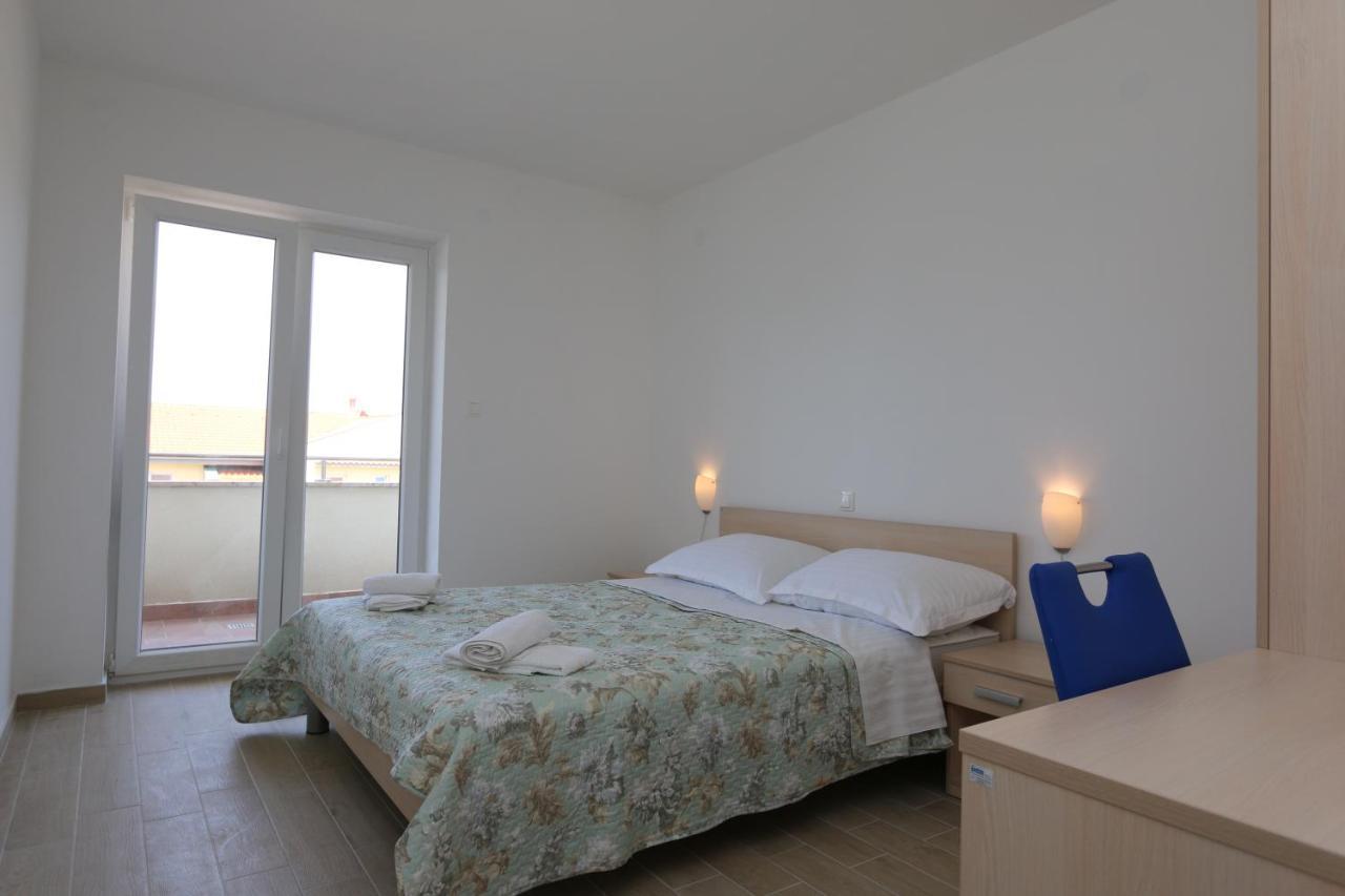 Apartments Sucic Iva I Tea Soline  Luaran gambar