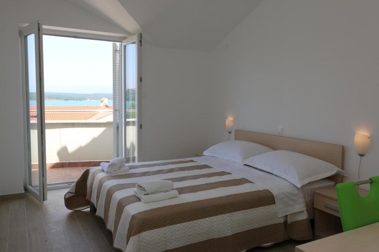 Apartments Sucic Iva I Tea Soline  Luaran gambar
