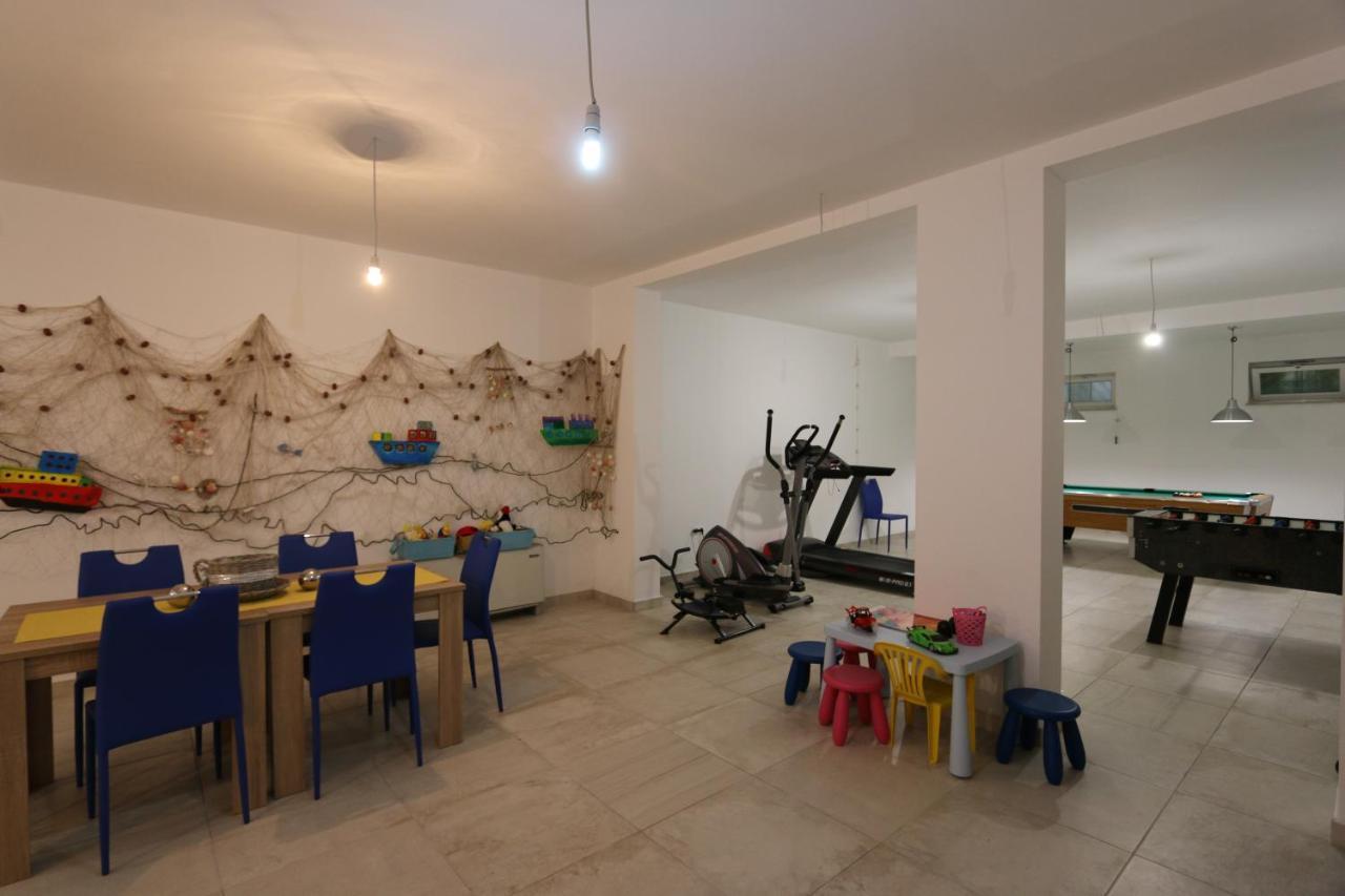 Apartments Sucic Iva I Tea Soline  Luaran gambar