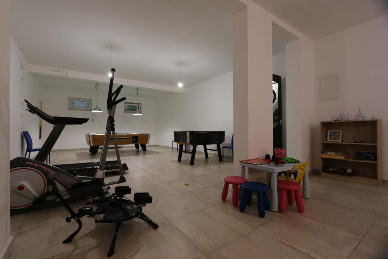Apartments Sucic Iva I Tea Soline  Luaran gambar
